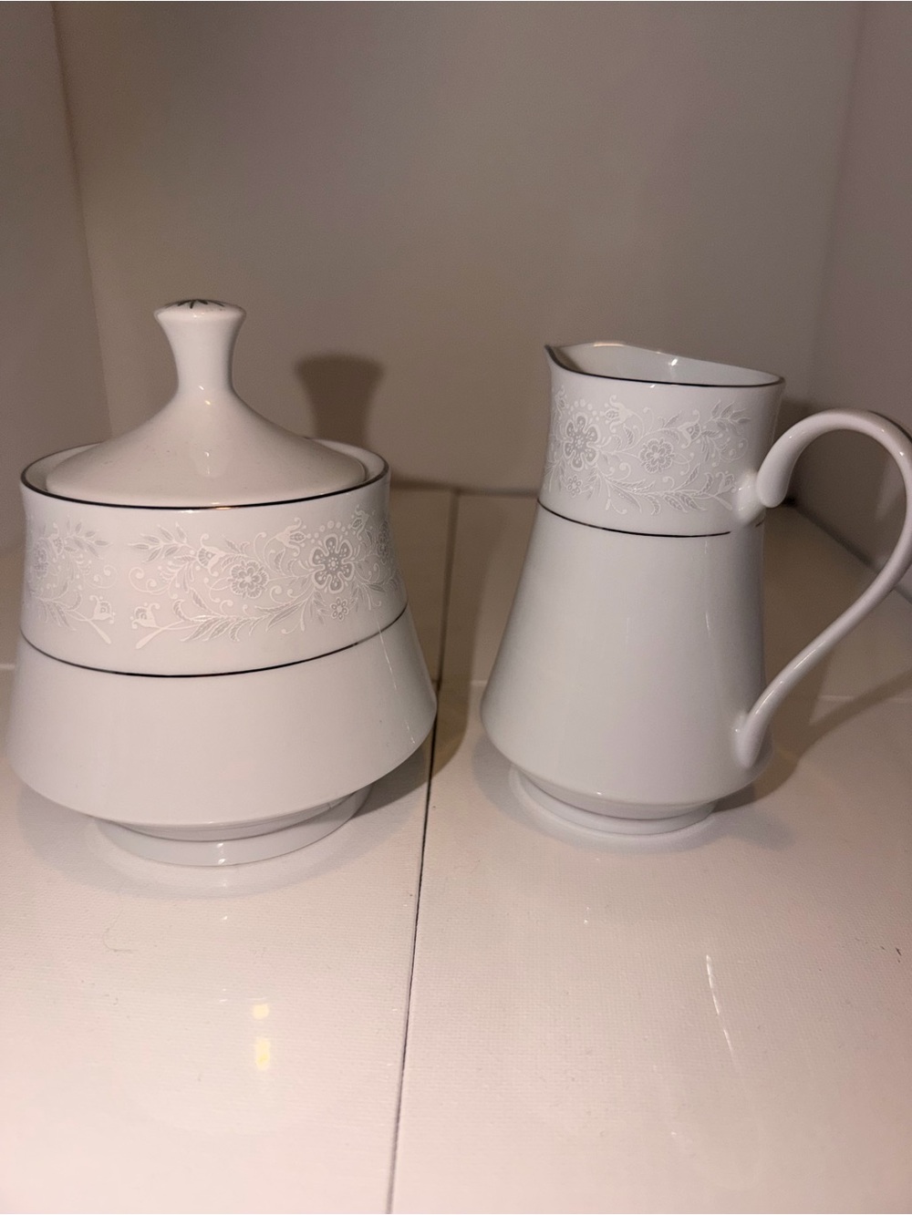 Crown Ming set